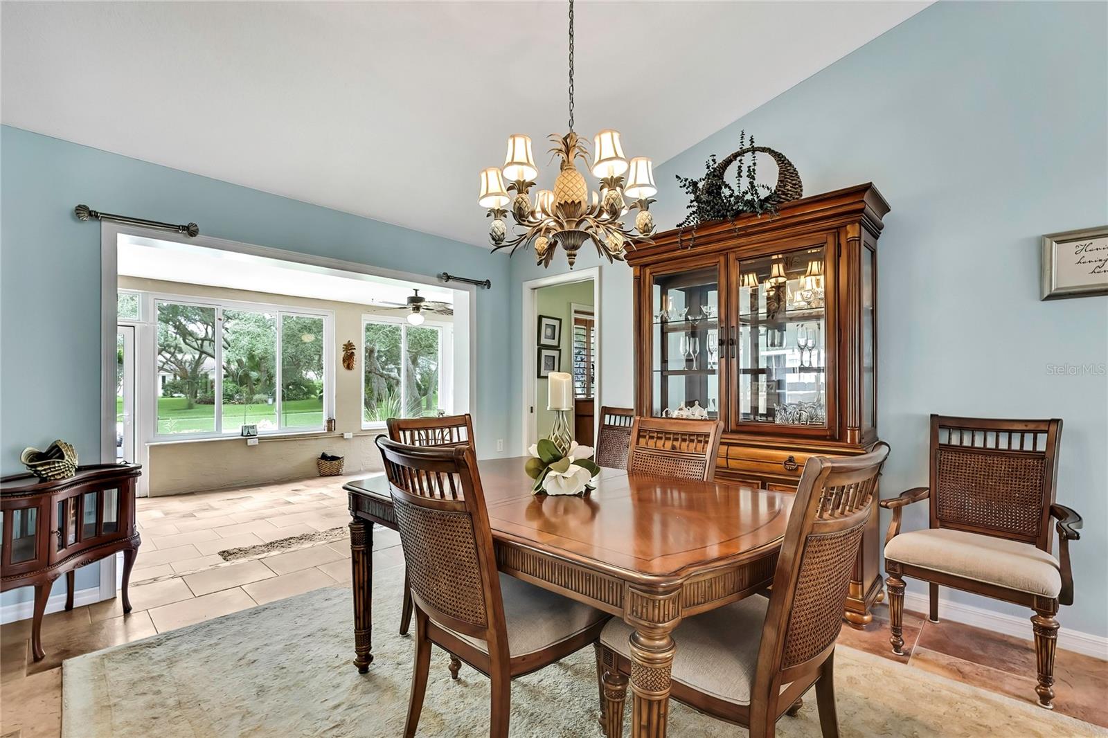 7347 ROSEMONT LANE