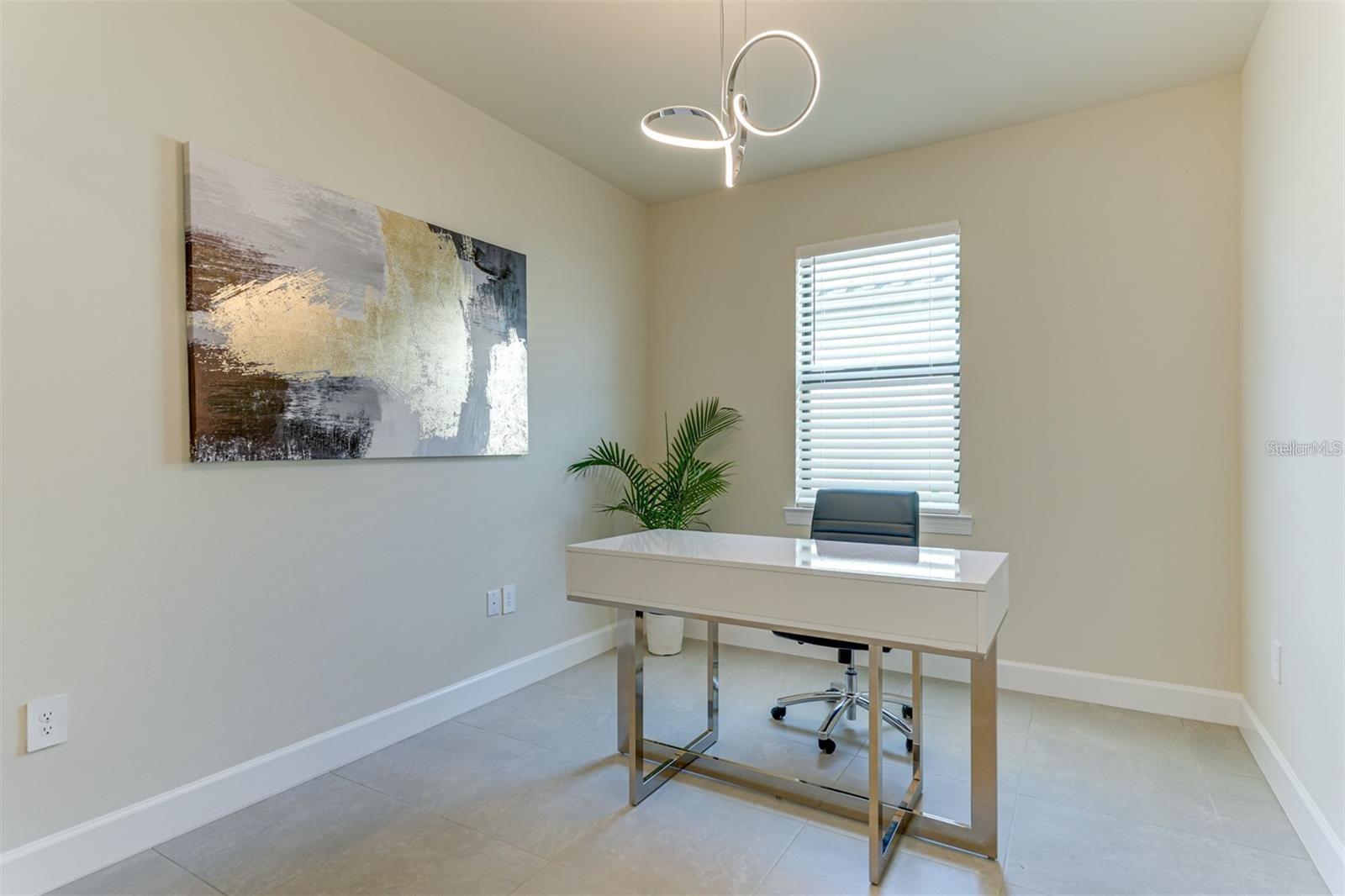 DEL WEBB PH IV SUBPH 4A & 4B - Residential Lease