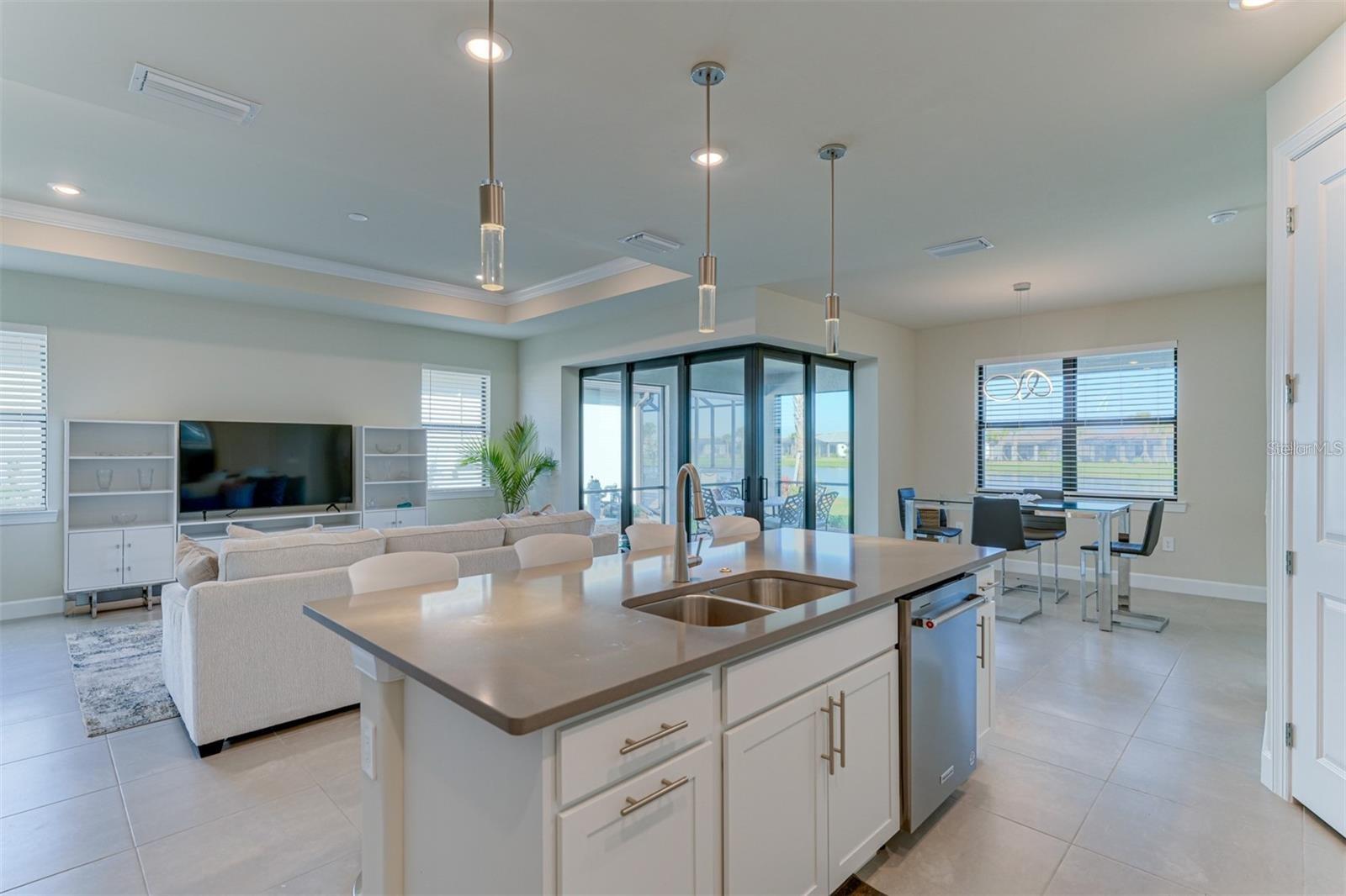 DEL WEBB PH IV SUBPH 4A & 4B - Residential Lease