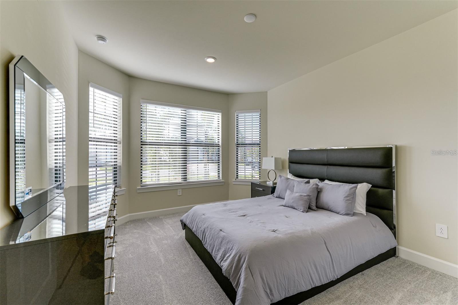 DEL WEBB PH IV SUBPH 4A & 4B - Residential Lease