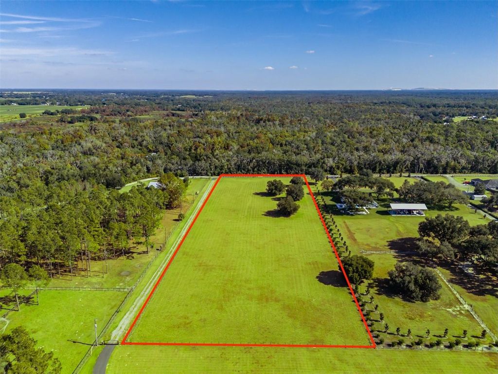 Photo of 3527 Powerline Road, Lithia, FL 33547 (MLS # TB8517223)
