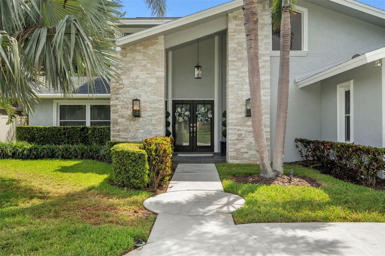 2956 MEADOW HILL DRIVE
