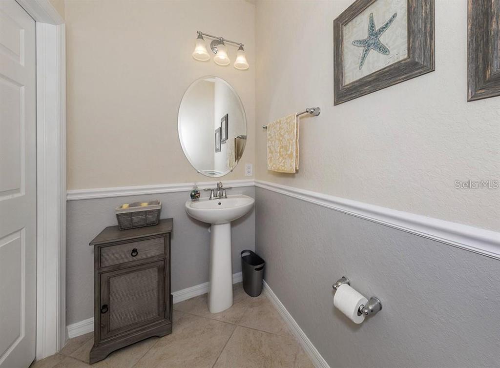 GRAN PARADISO - Residential Lease