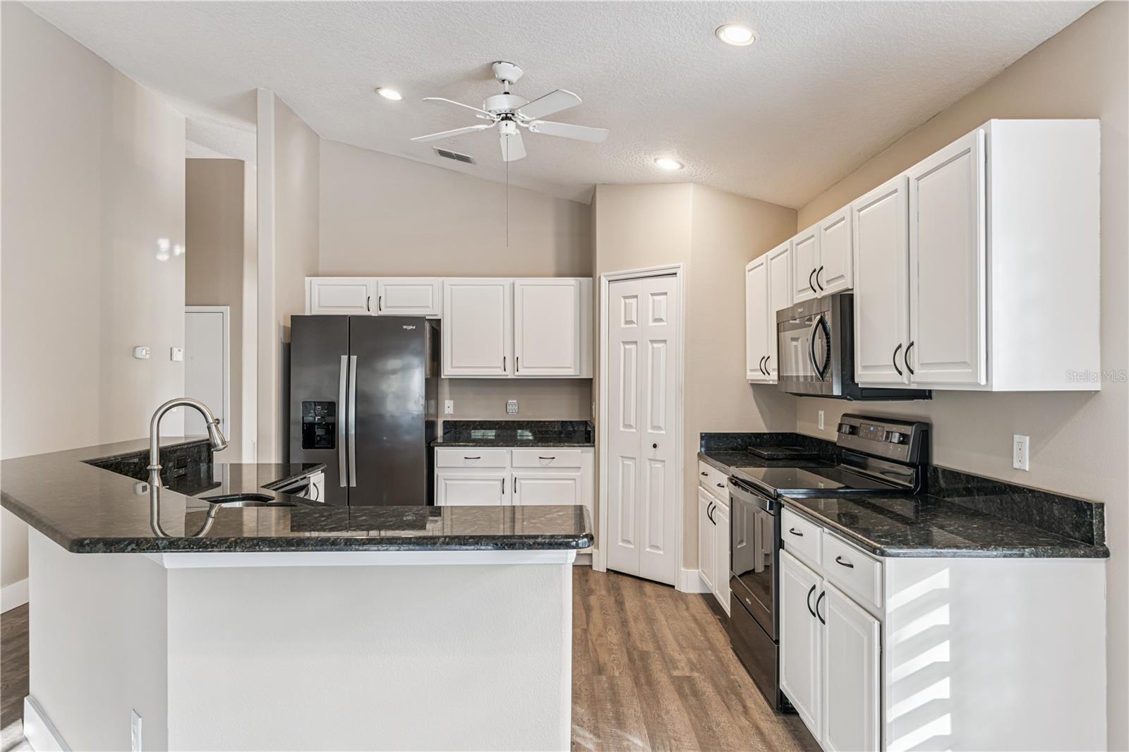 WINGED FOOT ESTATES - Residential