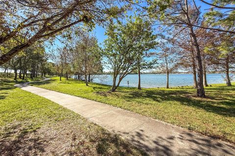 A home in PUNTA GORDA