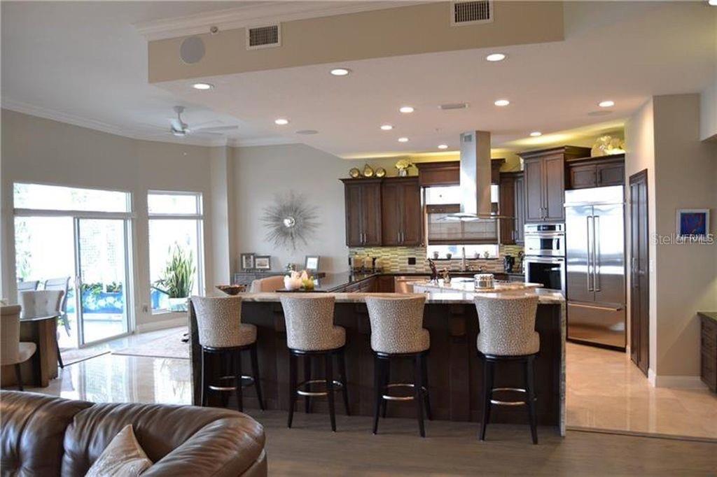 VICTORIA SHORES CONDO - Residential