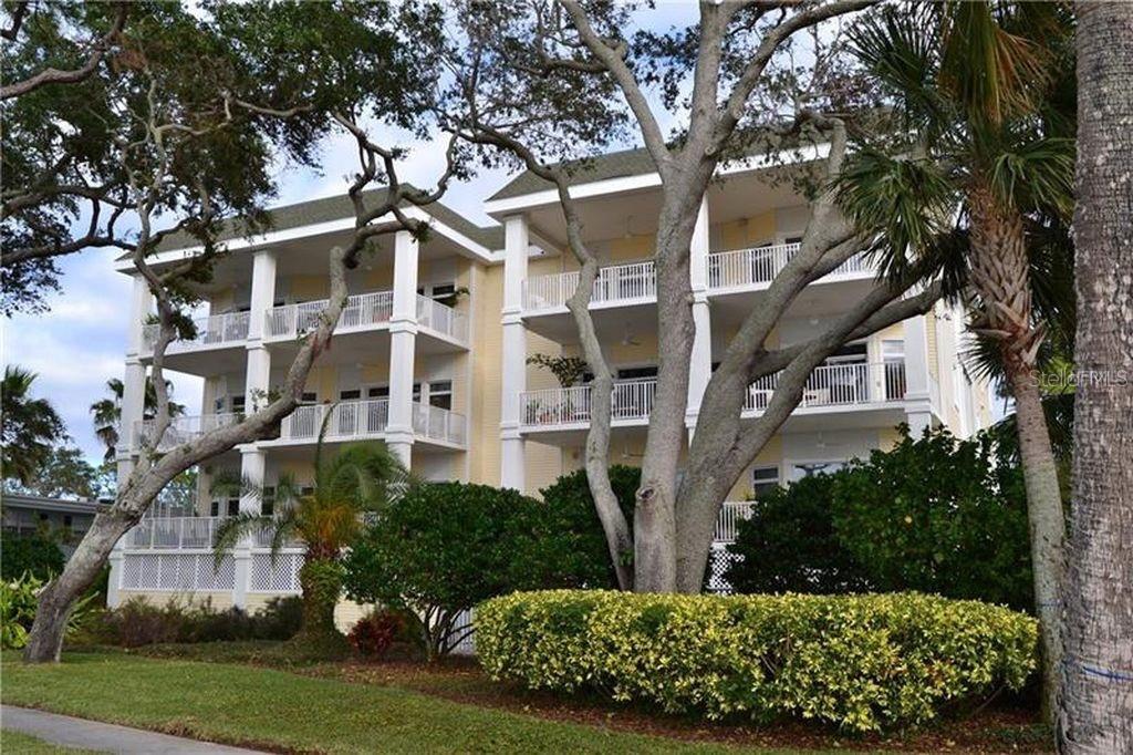 VICTORIA SHORES CONDO - Residential