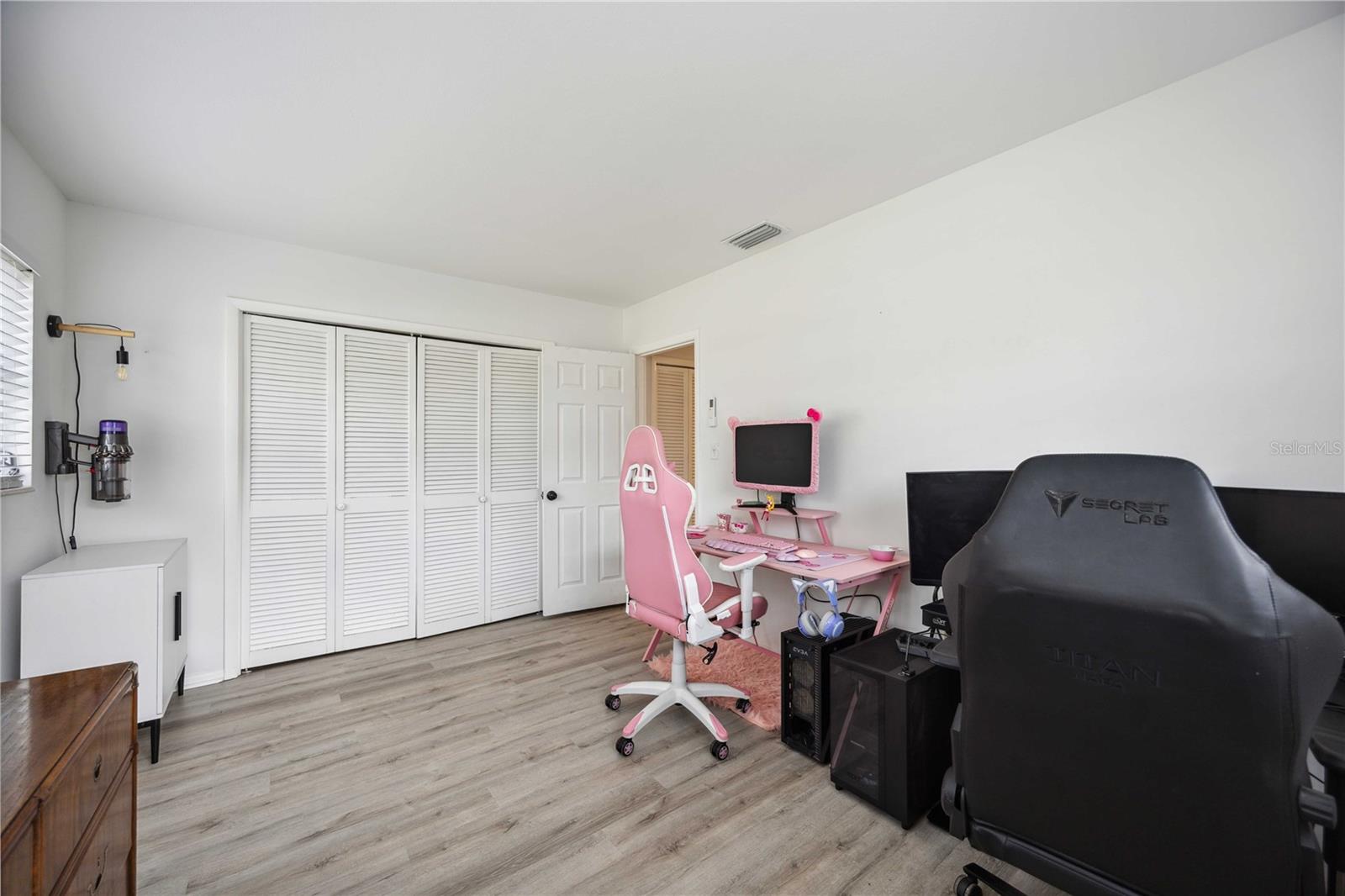 WHITFIELD COUNTRY CLUB ESTATES 1 - Residential