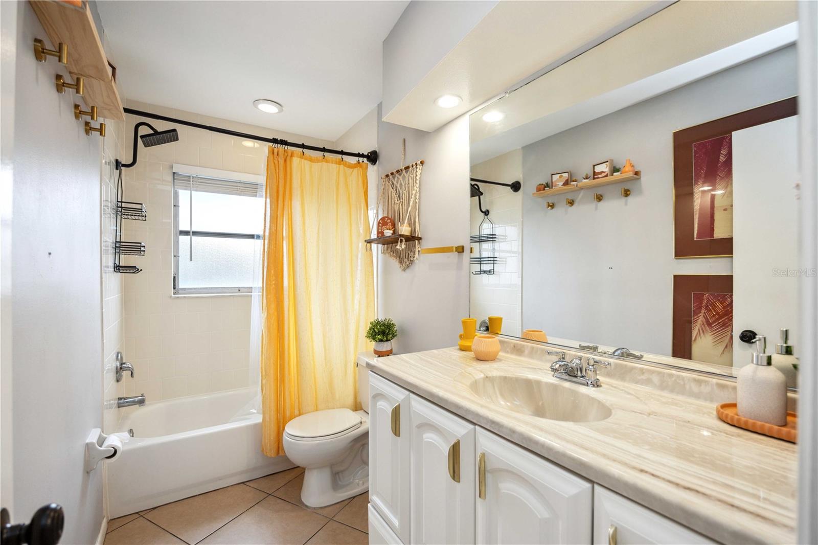 WHITFIELD COUNTRY CLUB ESTATES 1 - Residential