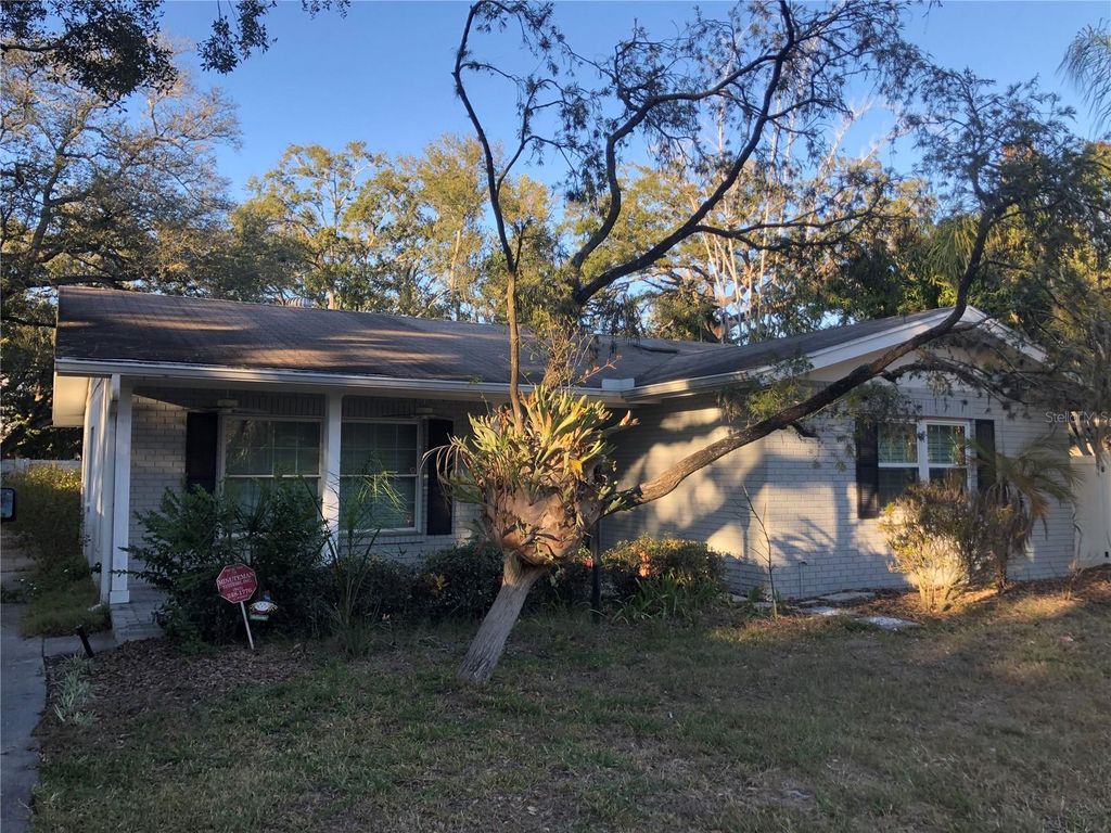 Photo of 4629 W Leona Street, Tampa, FL 33629 (MLS # TB8473204)