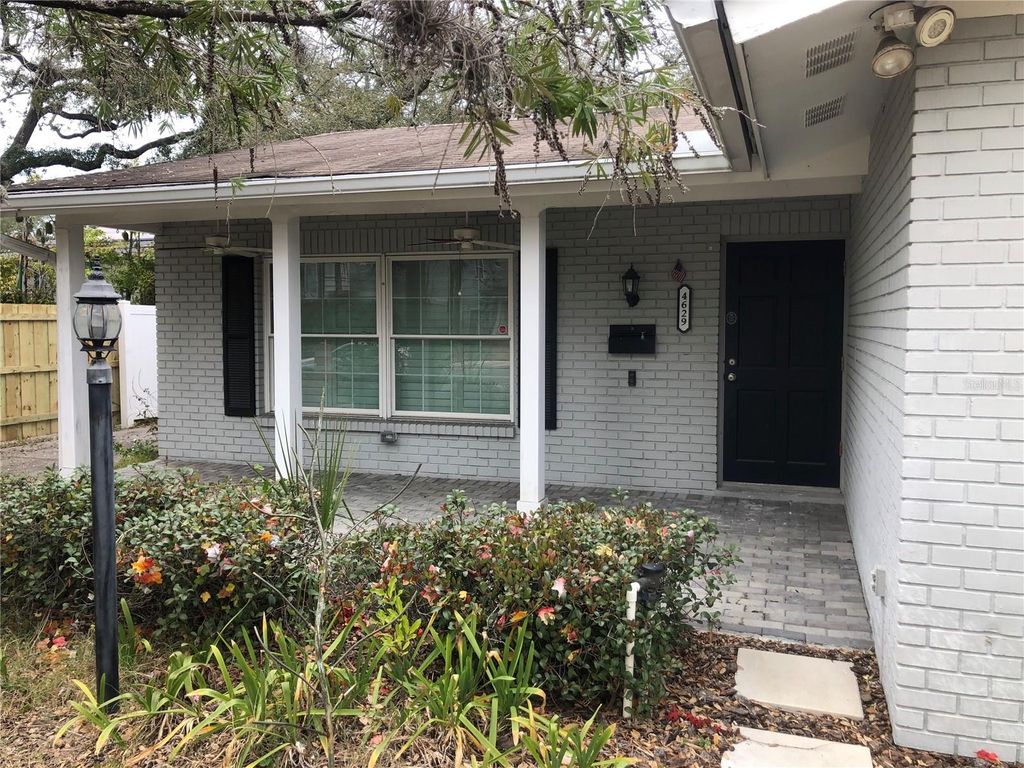 Photo of 4629 W Leona Street, Tampa, FL 33629 (MLS # TB8473204)