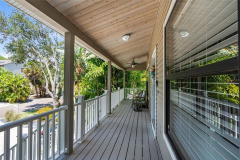 A home in PALM HARBOR