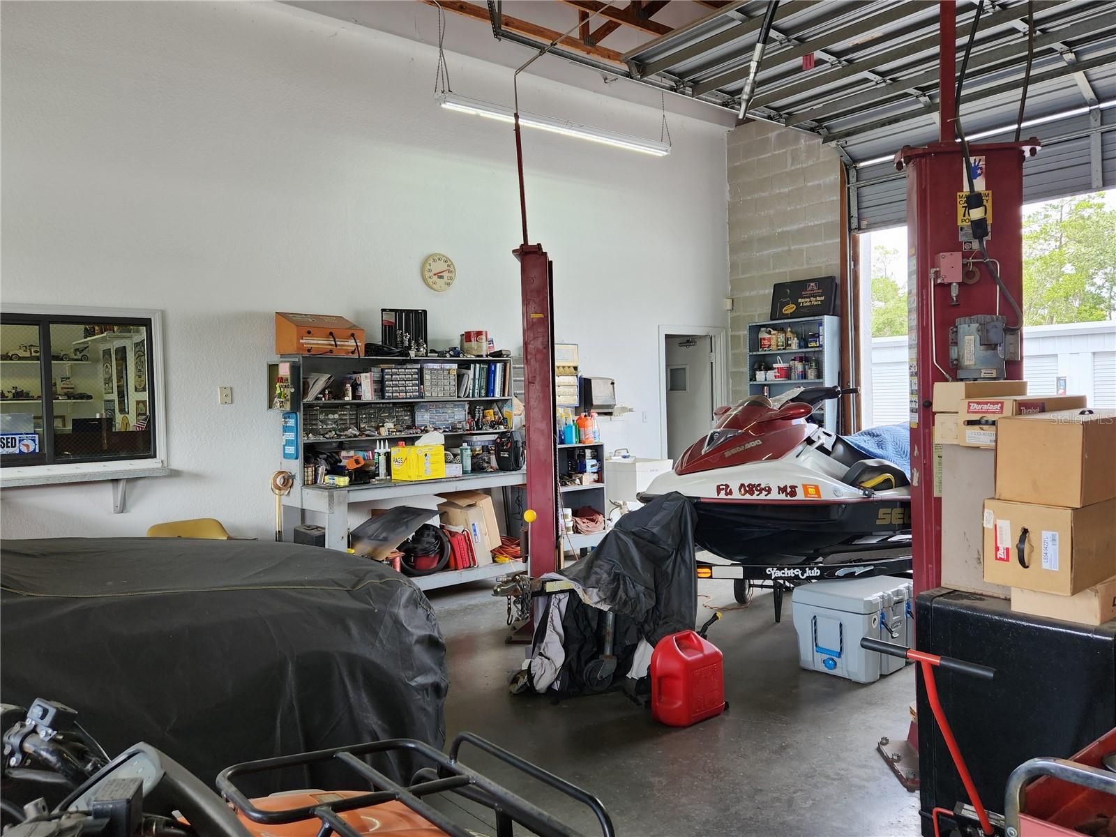 WEEKI WACHEE HILLS - Commercial Sale