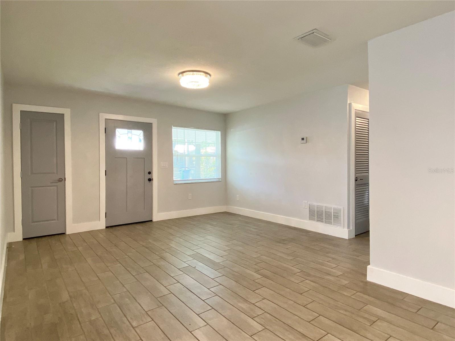 TEMPLE PARK UNIT 3 - Residential Lease