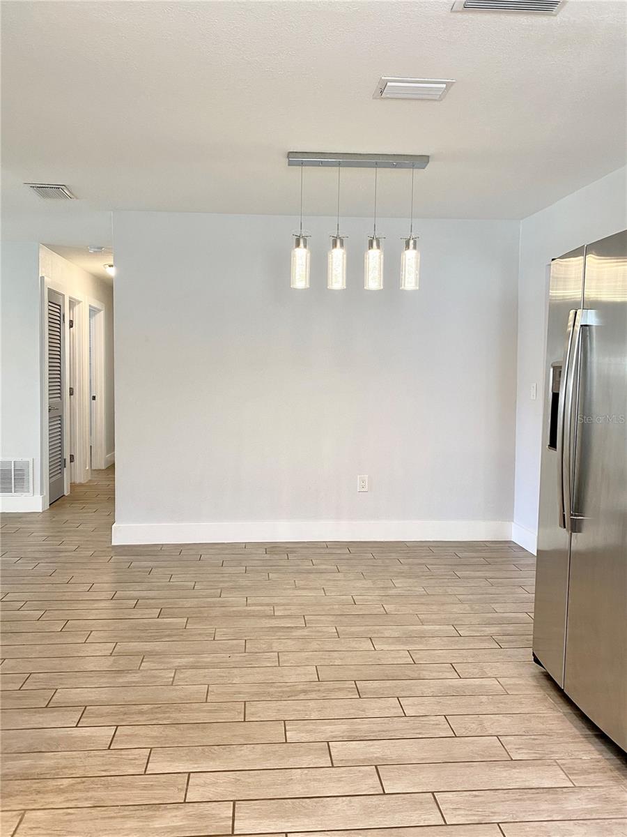 TEMPLE PARK UNIT 3 - Residential Lease