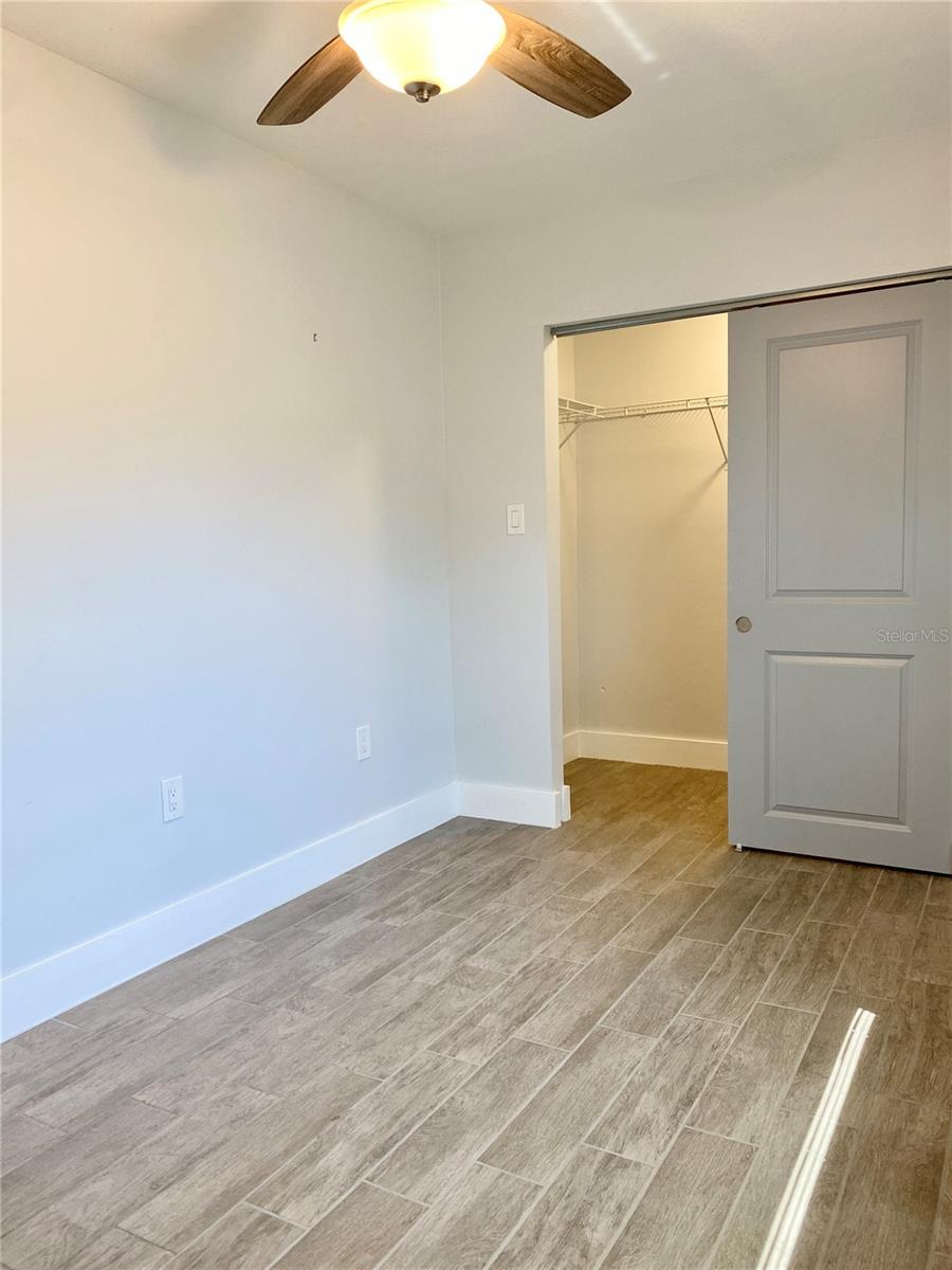 TEMPLE PARK UNIT 3 - Residential Lease