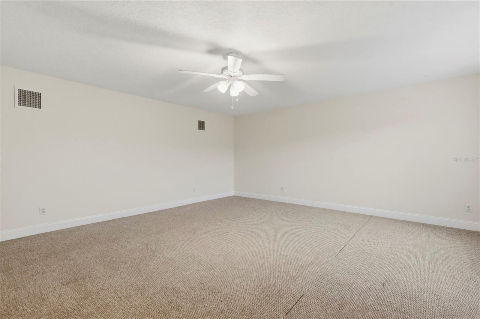 FOX WOOD PH 04 - Residential