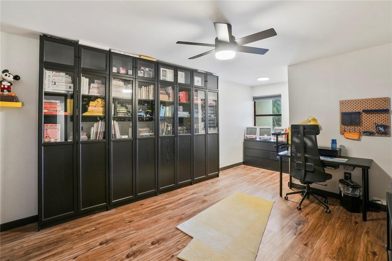 LAKESIDE CROSSING CONDO - Residential