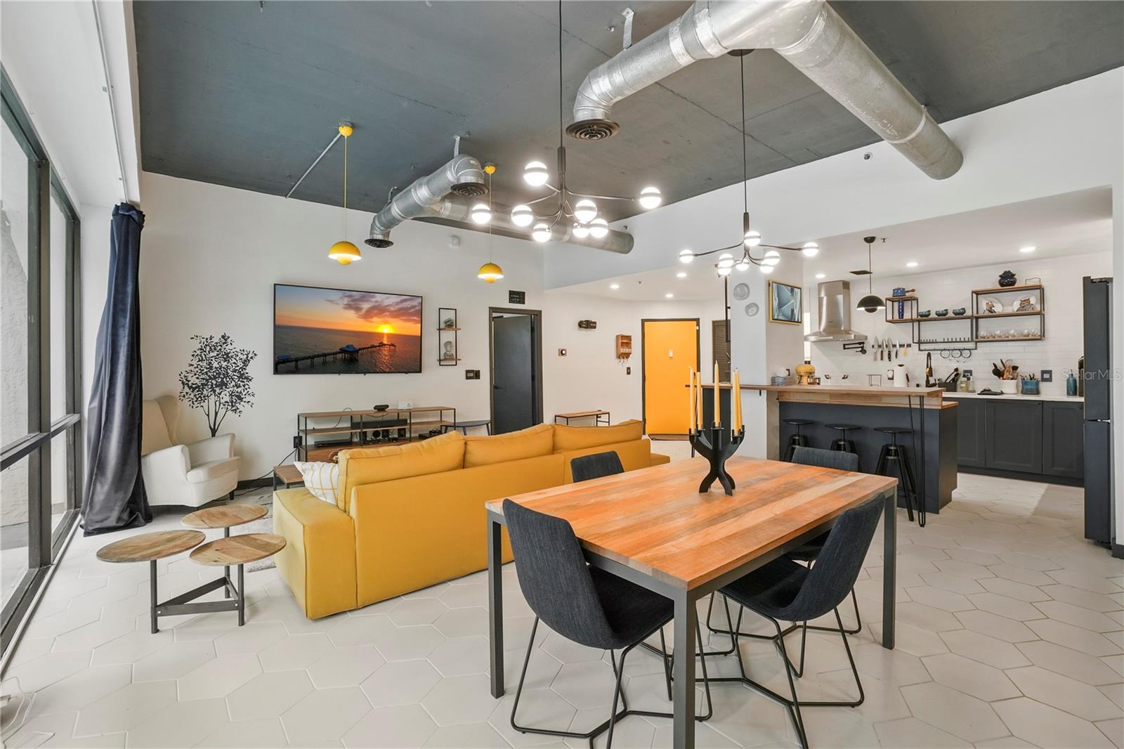 701 S MADISON AVENUE 116