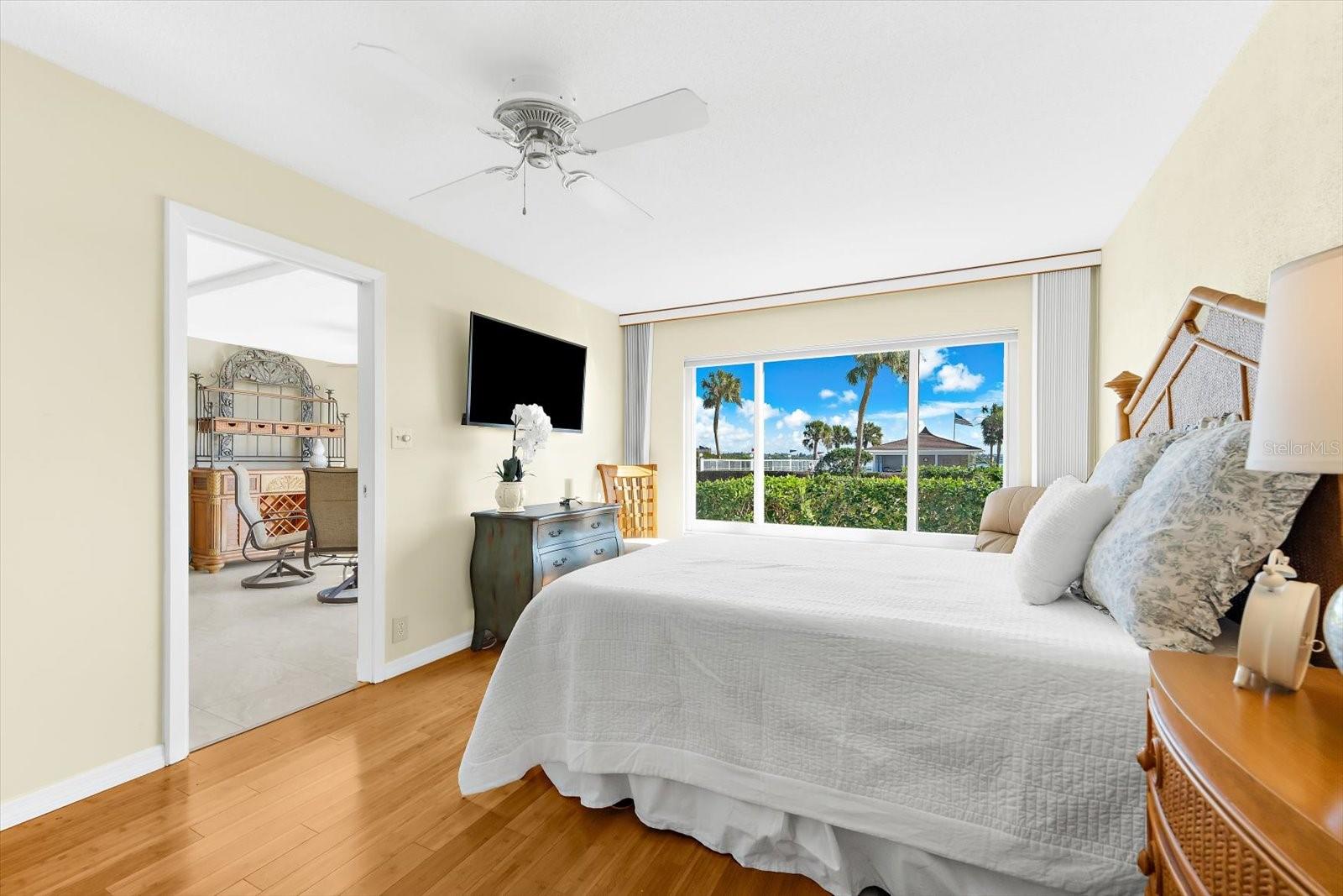 SUNRISE COVE SEC 1 - Residential