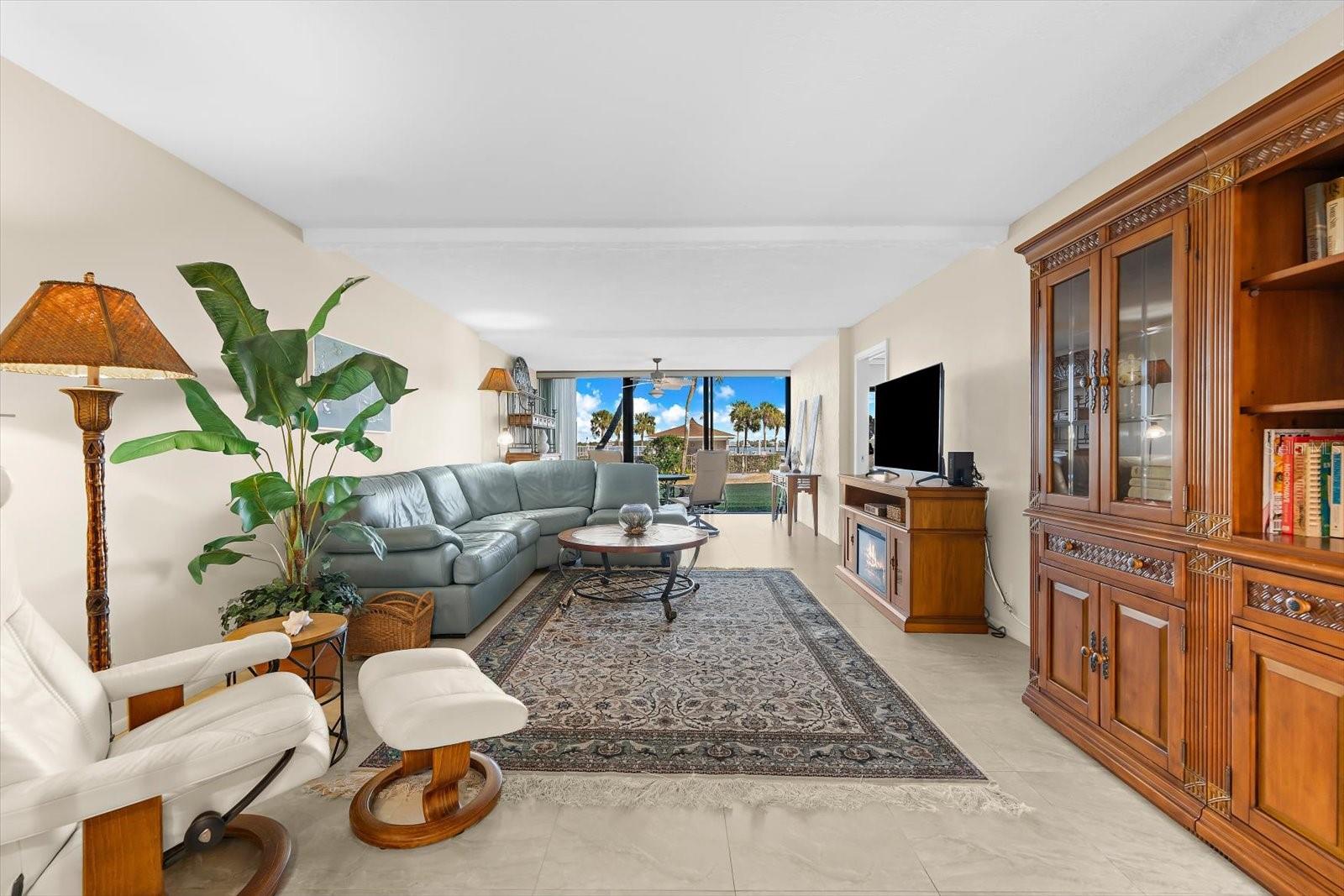 SUNRISE COVE SEC 1 - Residential