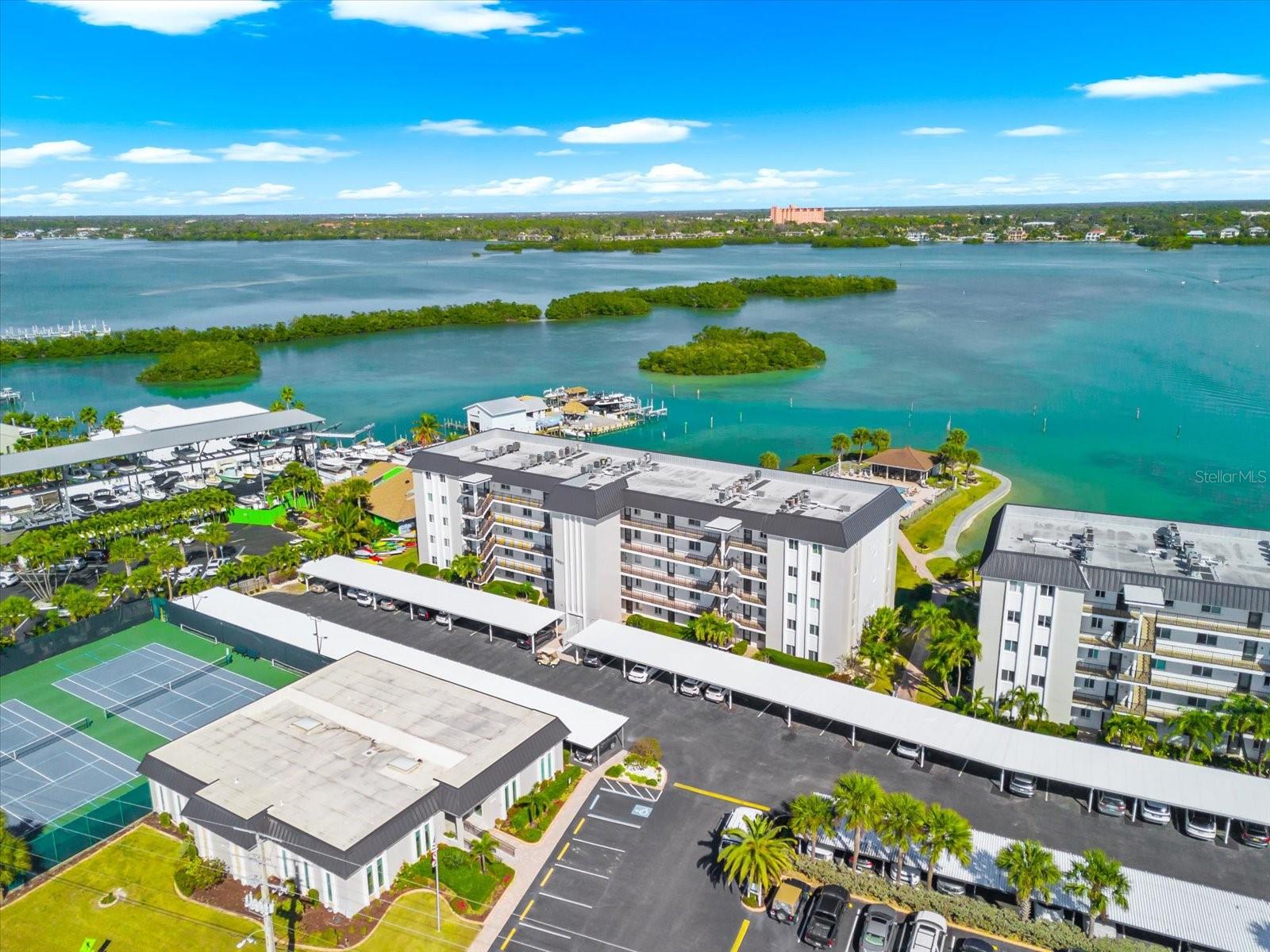 SUNRISE COVE SEC 1 - Residential