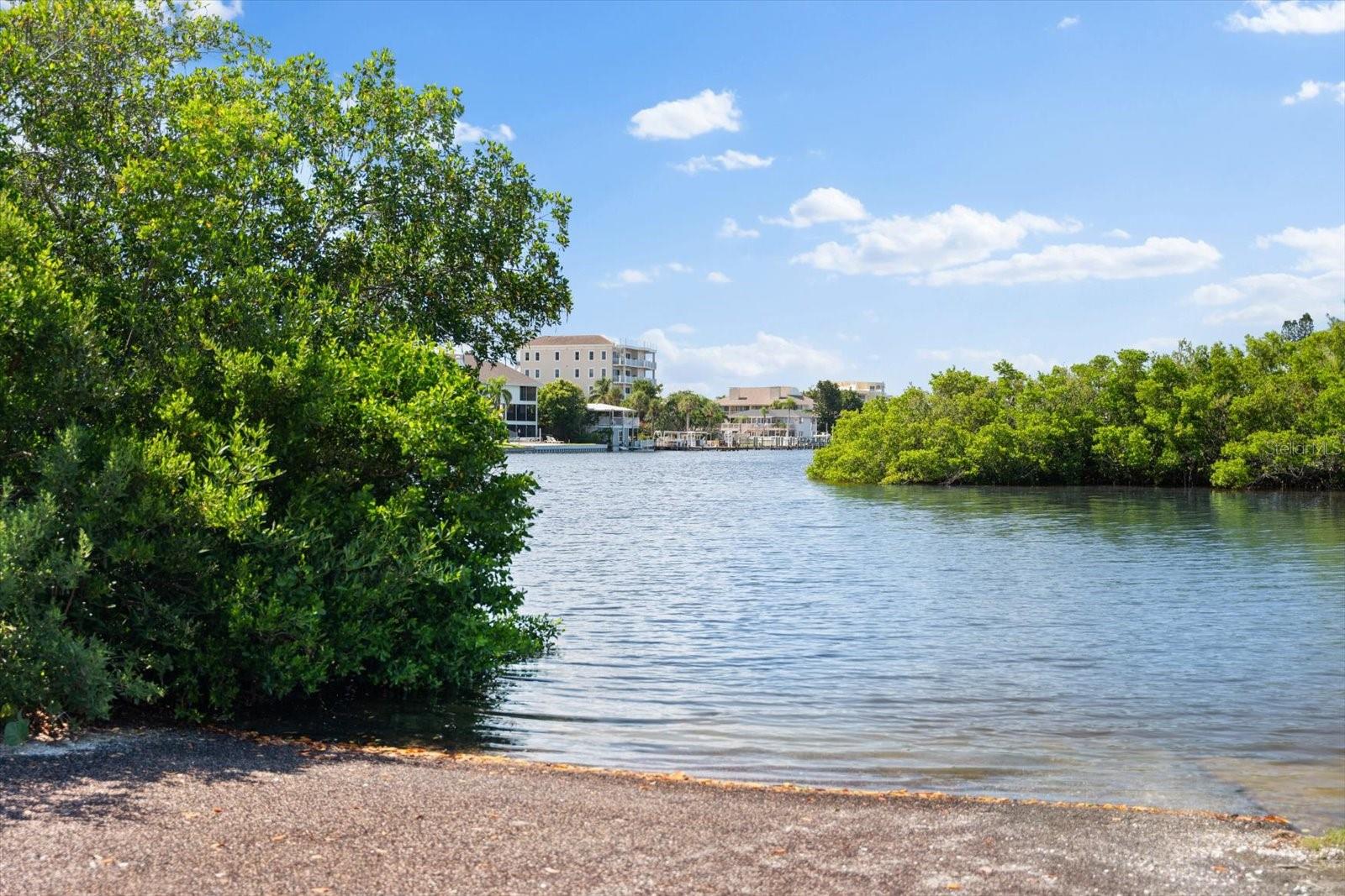 SUNRISE COVE SEC 1 - Residential