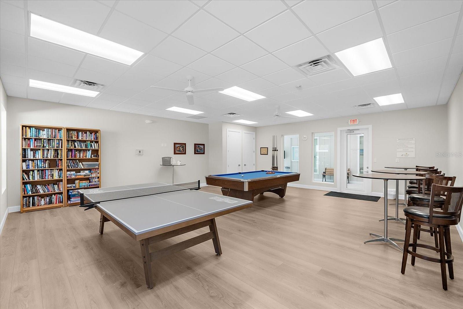 SUNRISE COVE SEC 1 - Residential