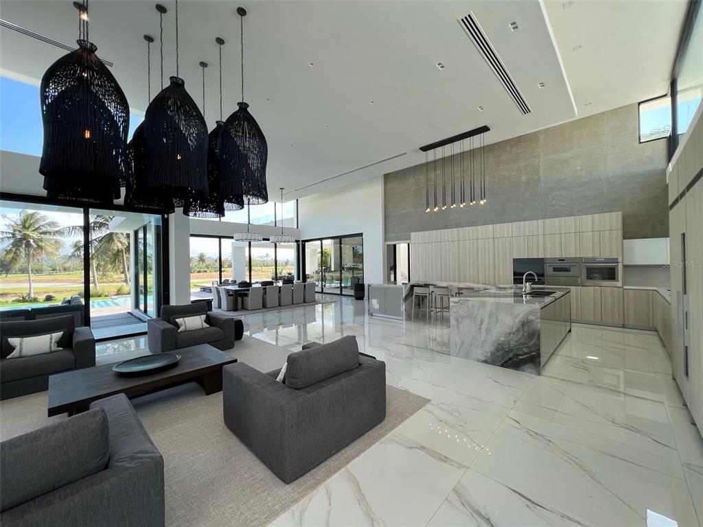 DORADO COUNTRY ESTATES - Residential