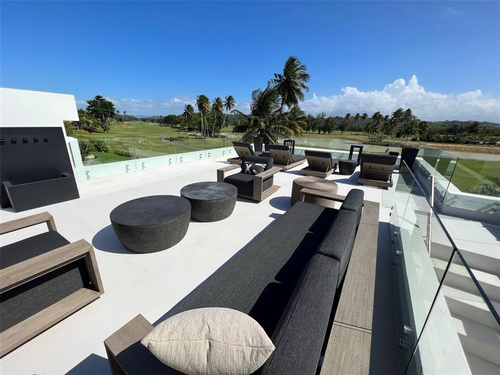 DORADO COUNTRY ESTATES - Residential