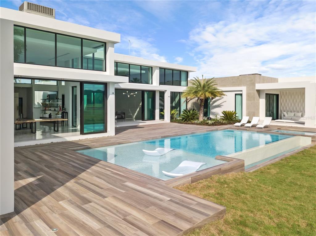 DORADO COUNTRY ESTATES - Residential