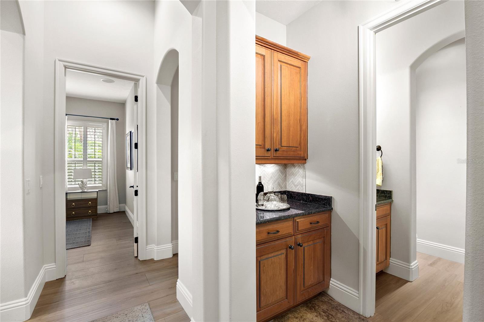 FOUNDERS CLUB - Residential