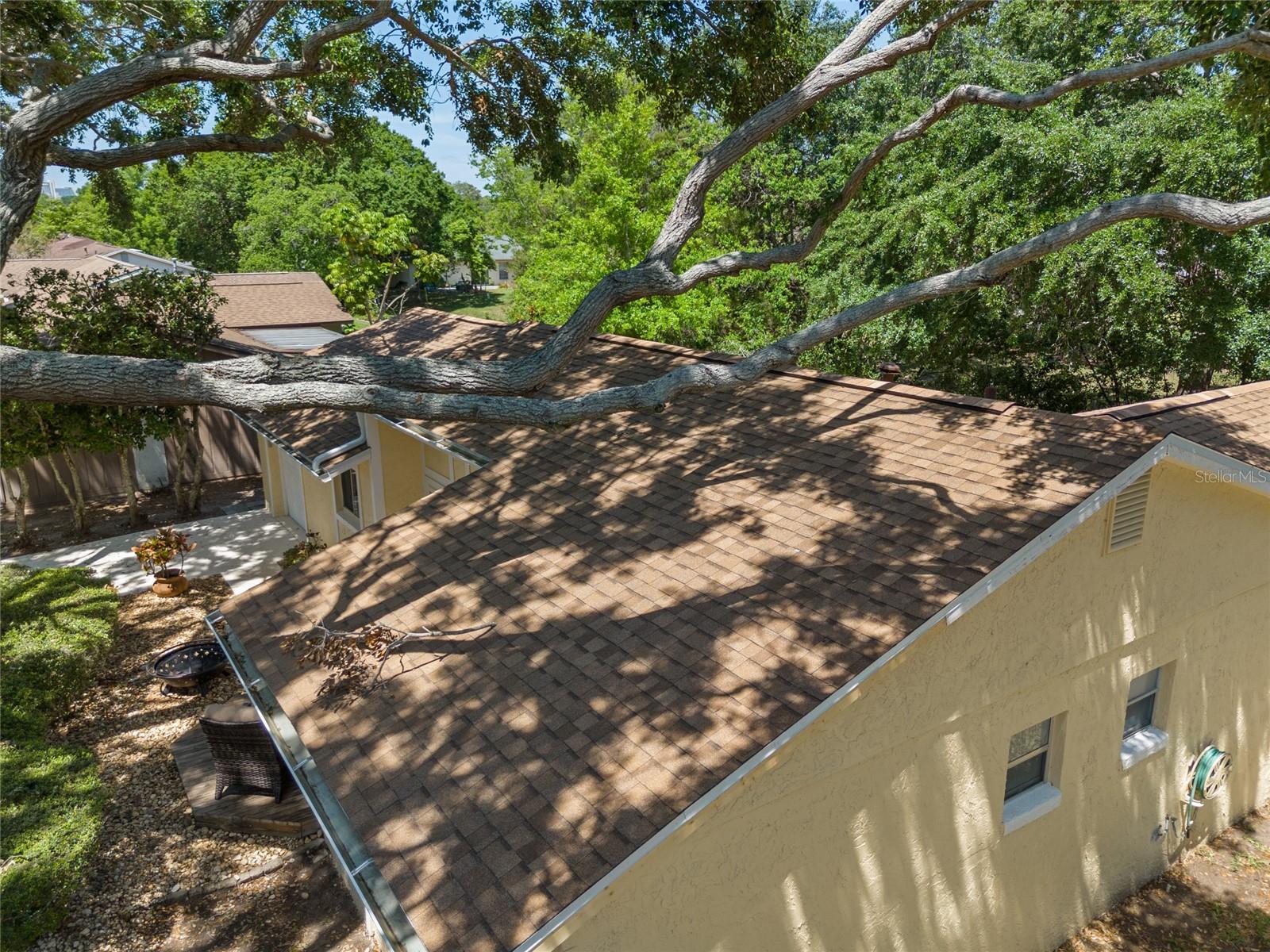 4907 LINDSAY COURT