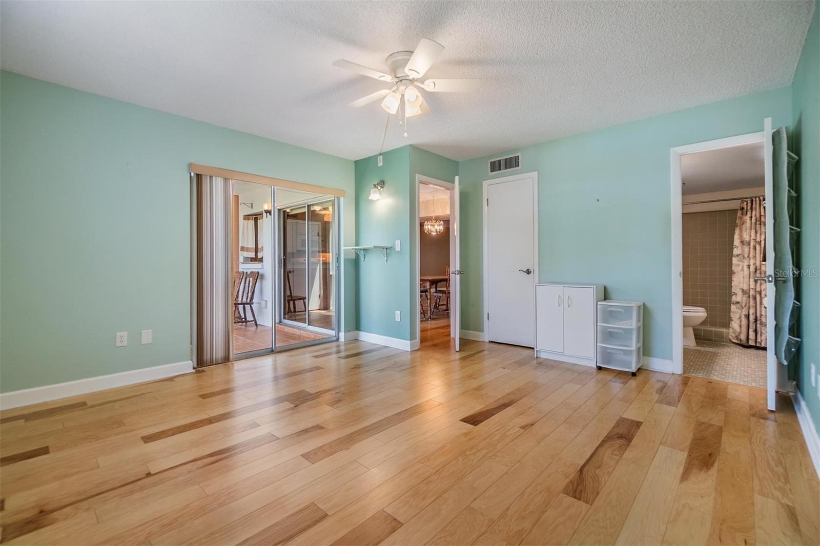 4801 AIRPORT ROAD 214