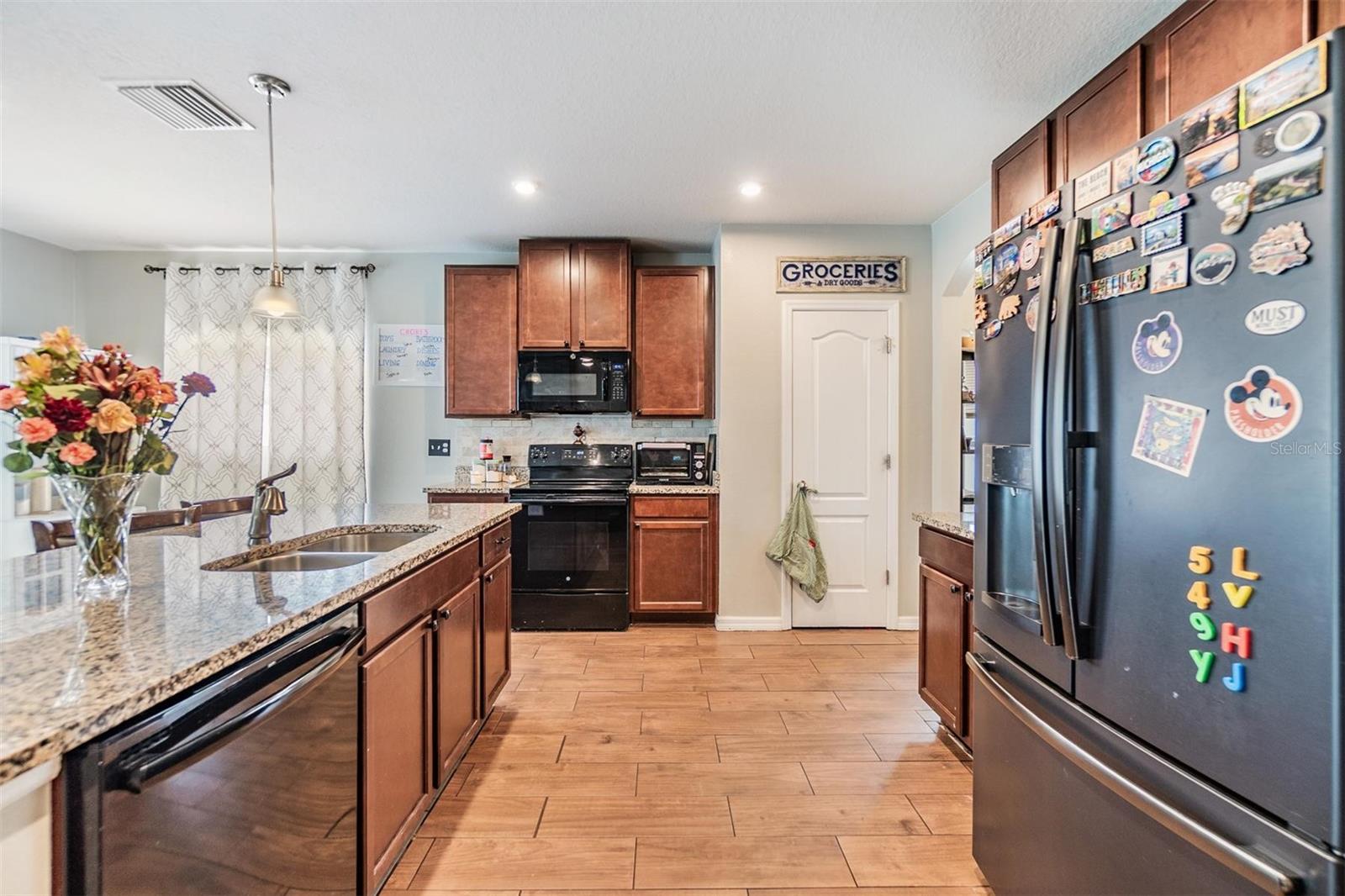 MITCHELL RANCH SOUTH PHASE 1 - Residential Lease