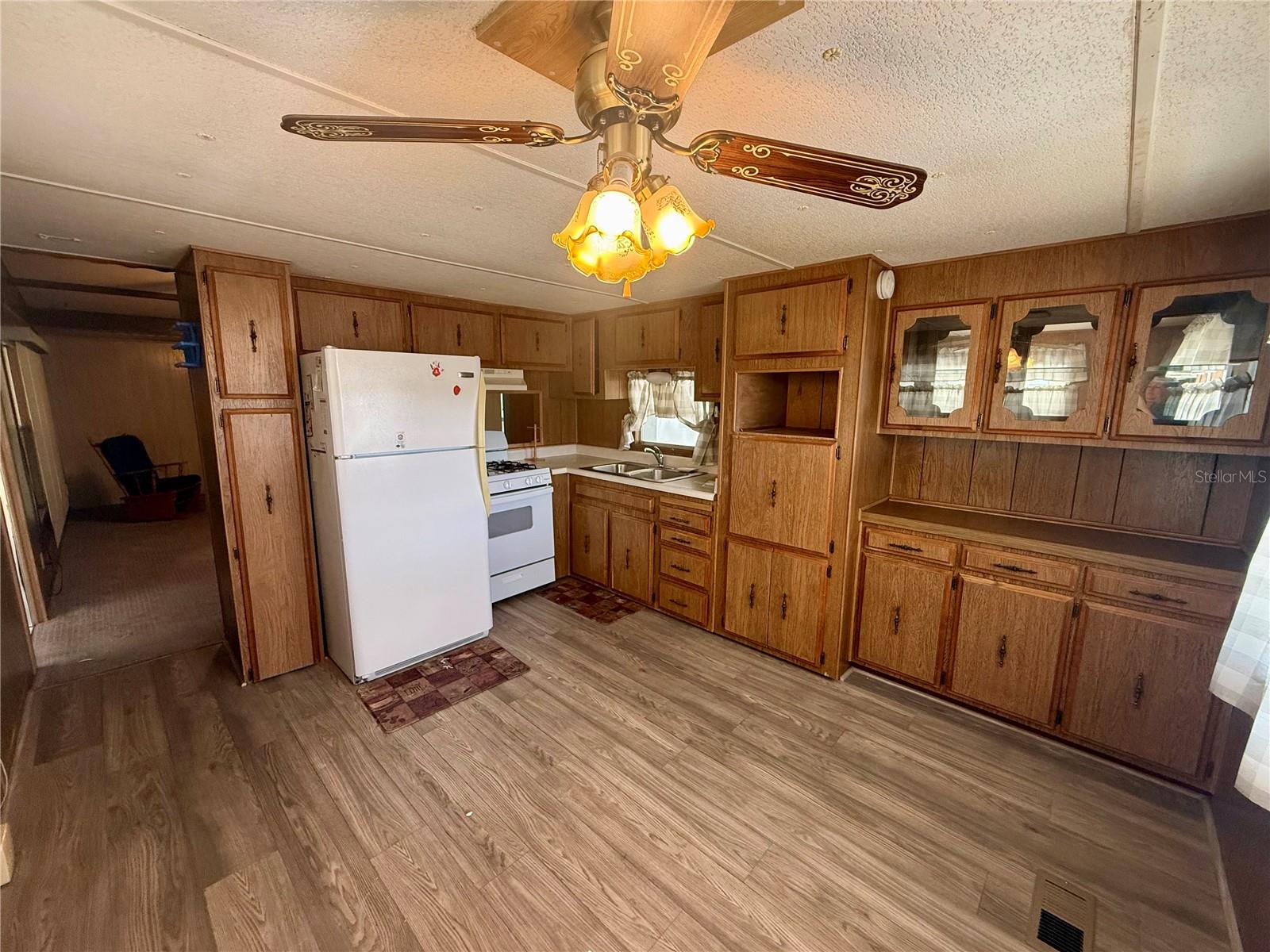 PALM ESTATES 3RD ADD - Residential