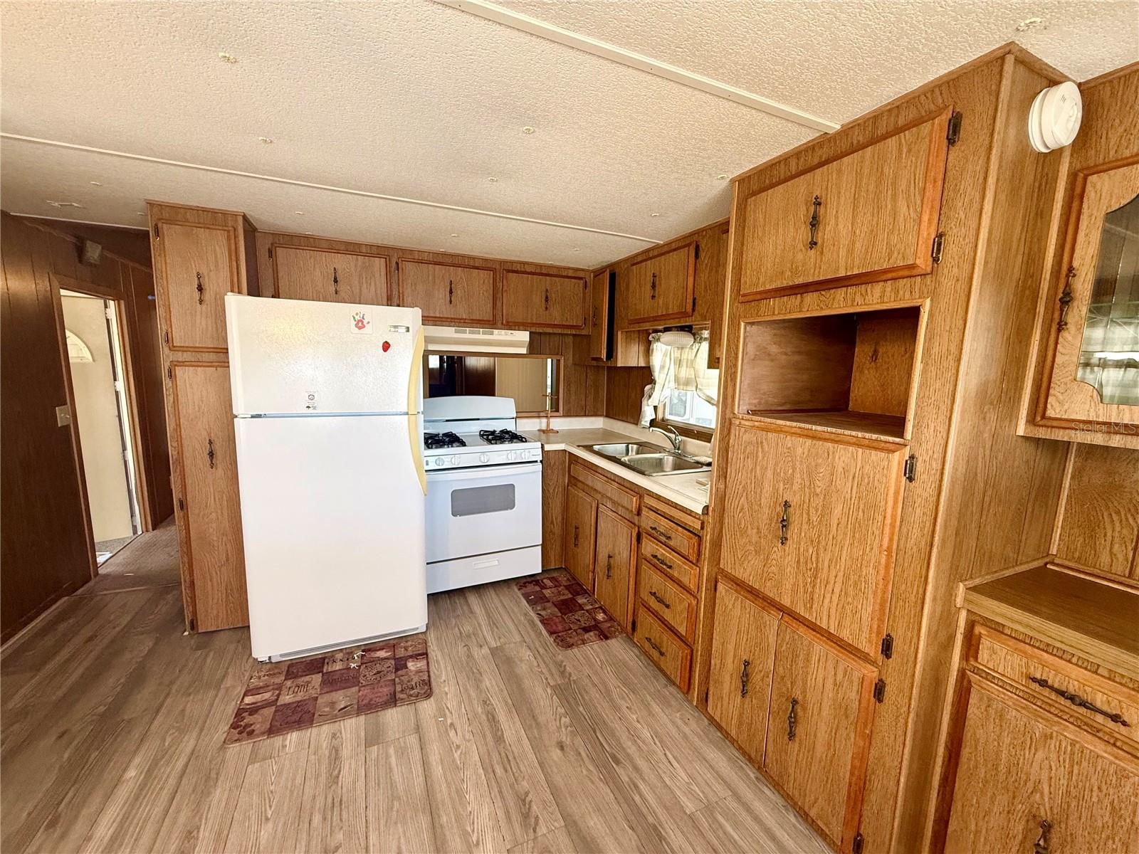 PALM ESTATES 3RD ADD - Residential