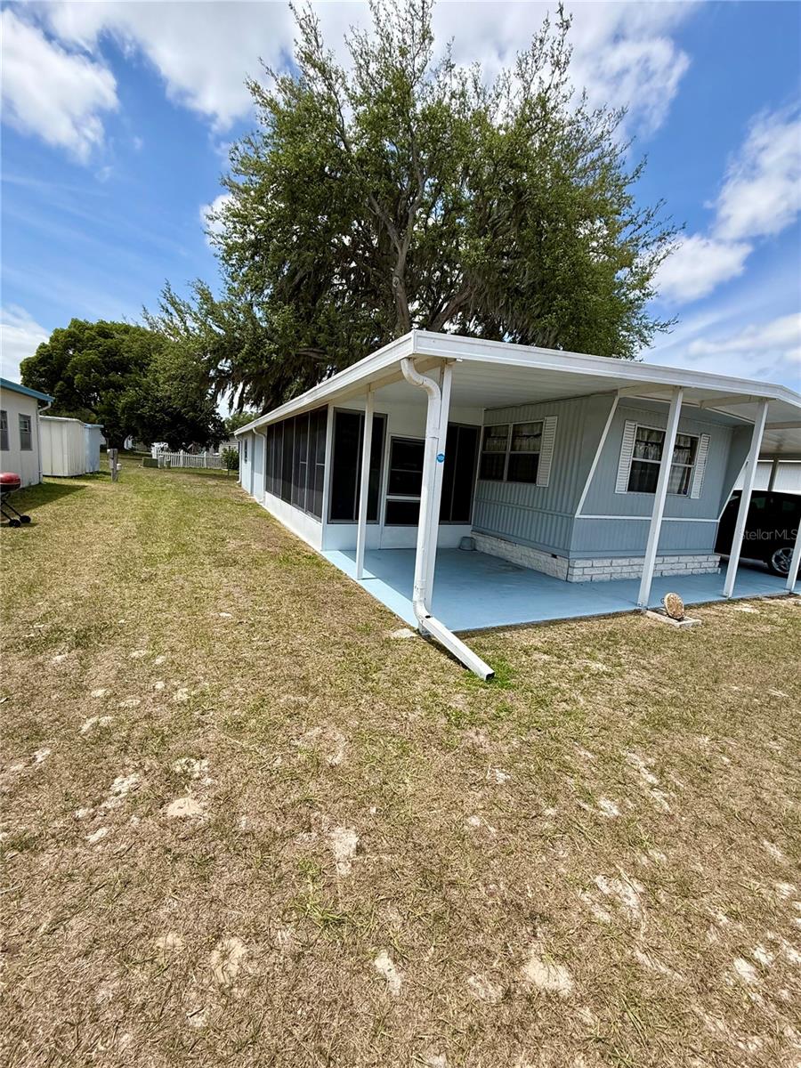 4513 AUTUMN PALM DRIVE