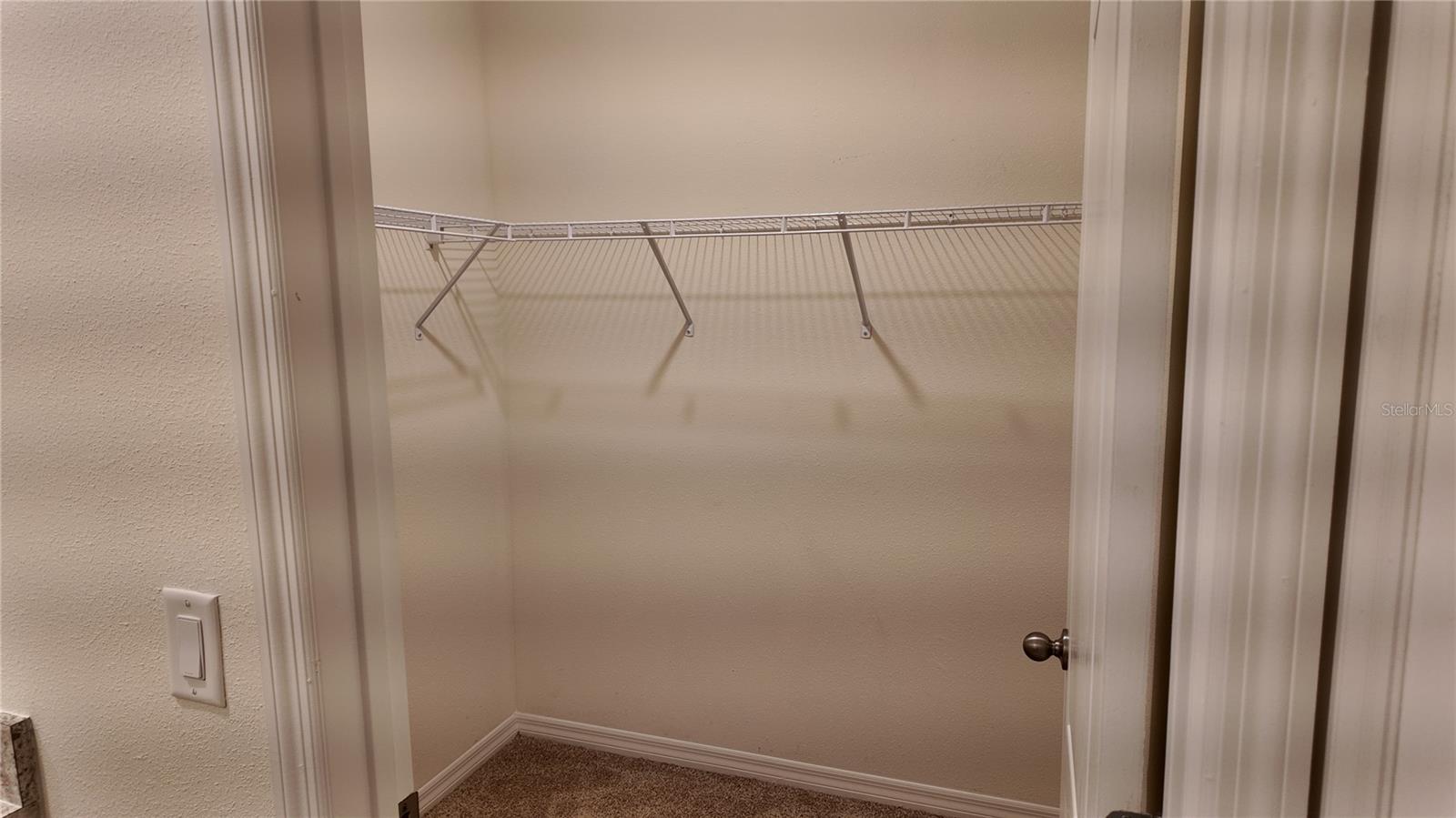 ATRIA/RIDGEWOOD LAKES - Residential Lease