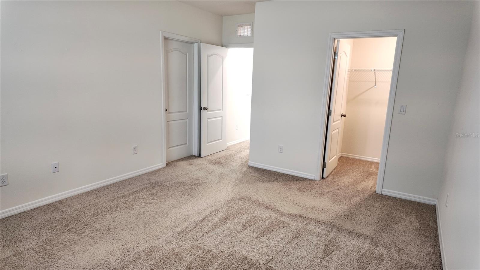 ATRIA/RIDGEWOOD LAKES - Residential Lease