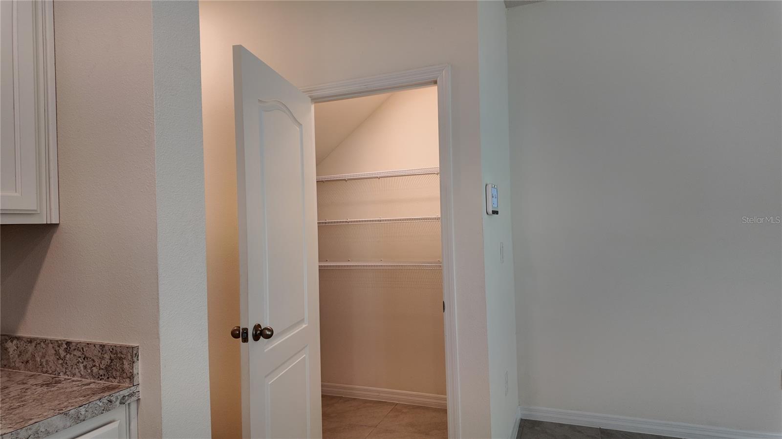 ATRIA/RIDGEWOOD LAKES - Residential Lease