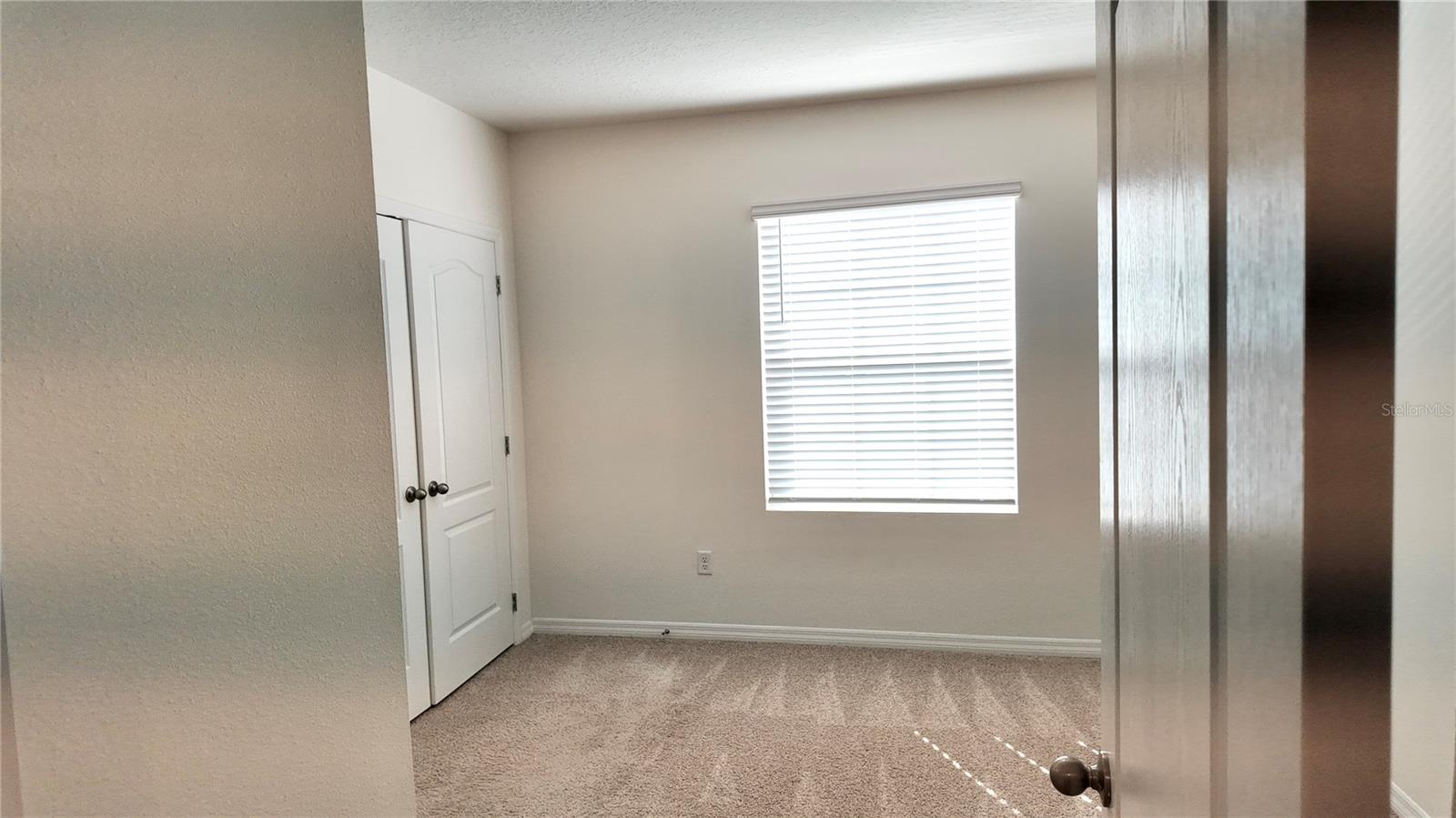 ATRIA/RIDGEWOOD LAKES - Residential Lease