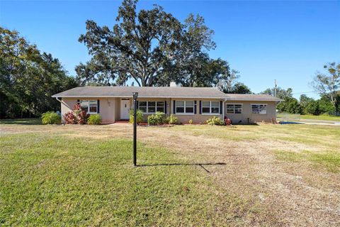 A home in DEBARY