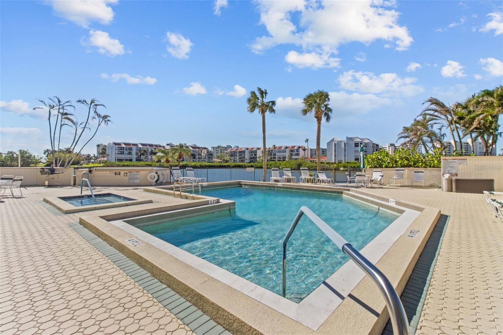 7400 SUN ISLAND DRIVE S 412