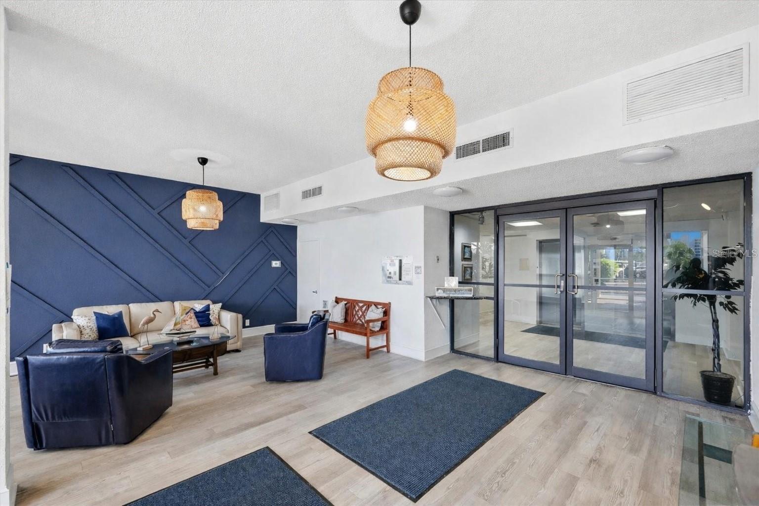 7400 SUN ISLAND DRIVE S 412