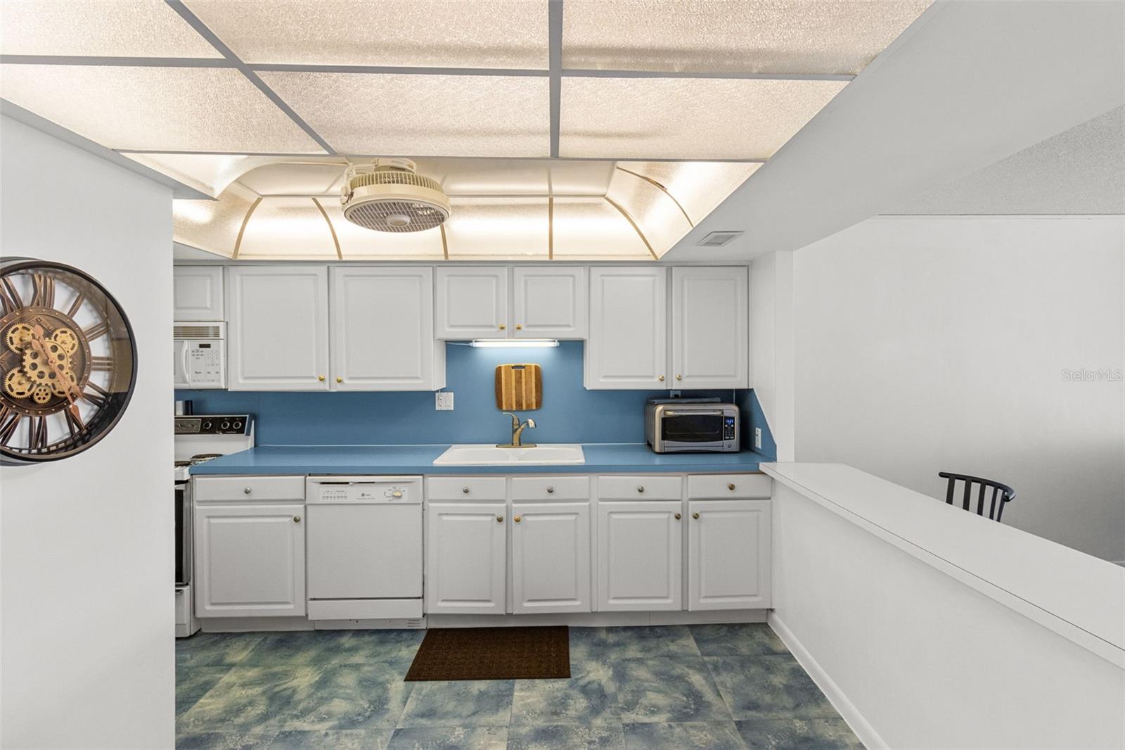 BAY ISLAND GROUP 1 - Residential