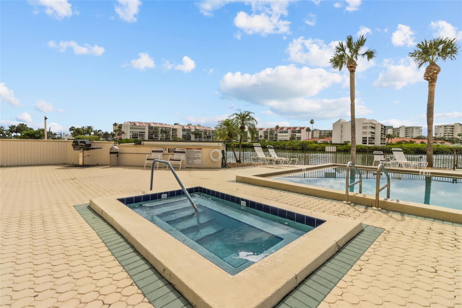 BAY ISLAND GROUP 1 - Residential