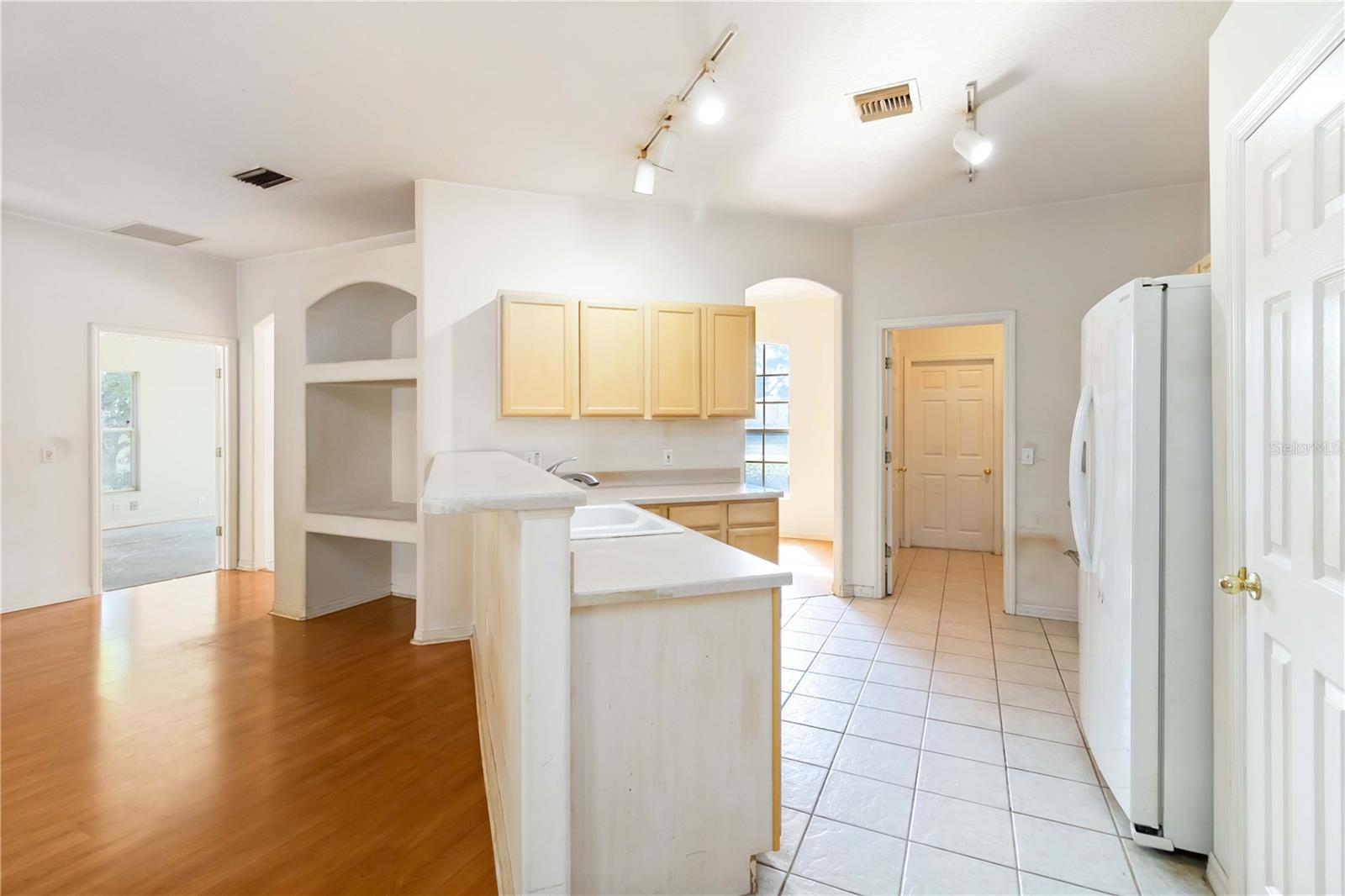 CAMELOT UNIT 4 - Residential