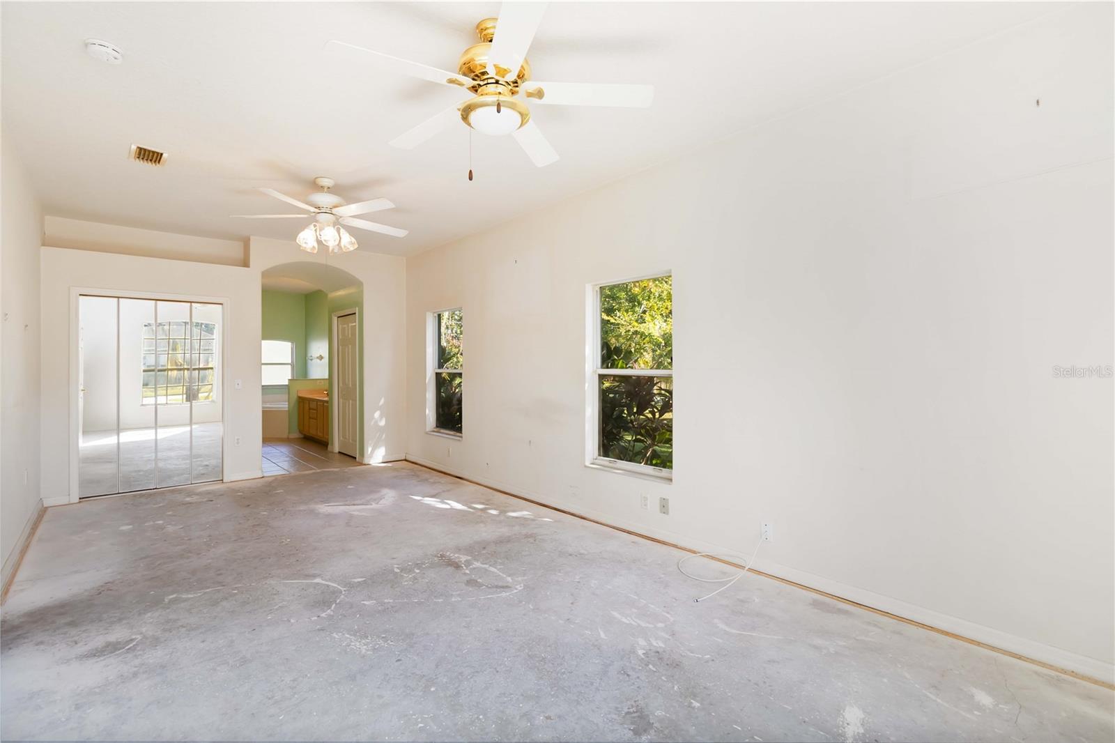 CAMELOT UNIT 4 - Residential