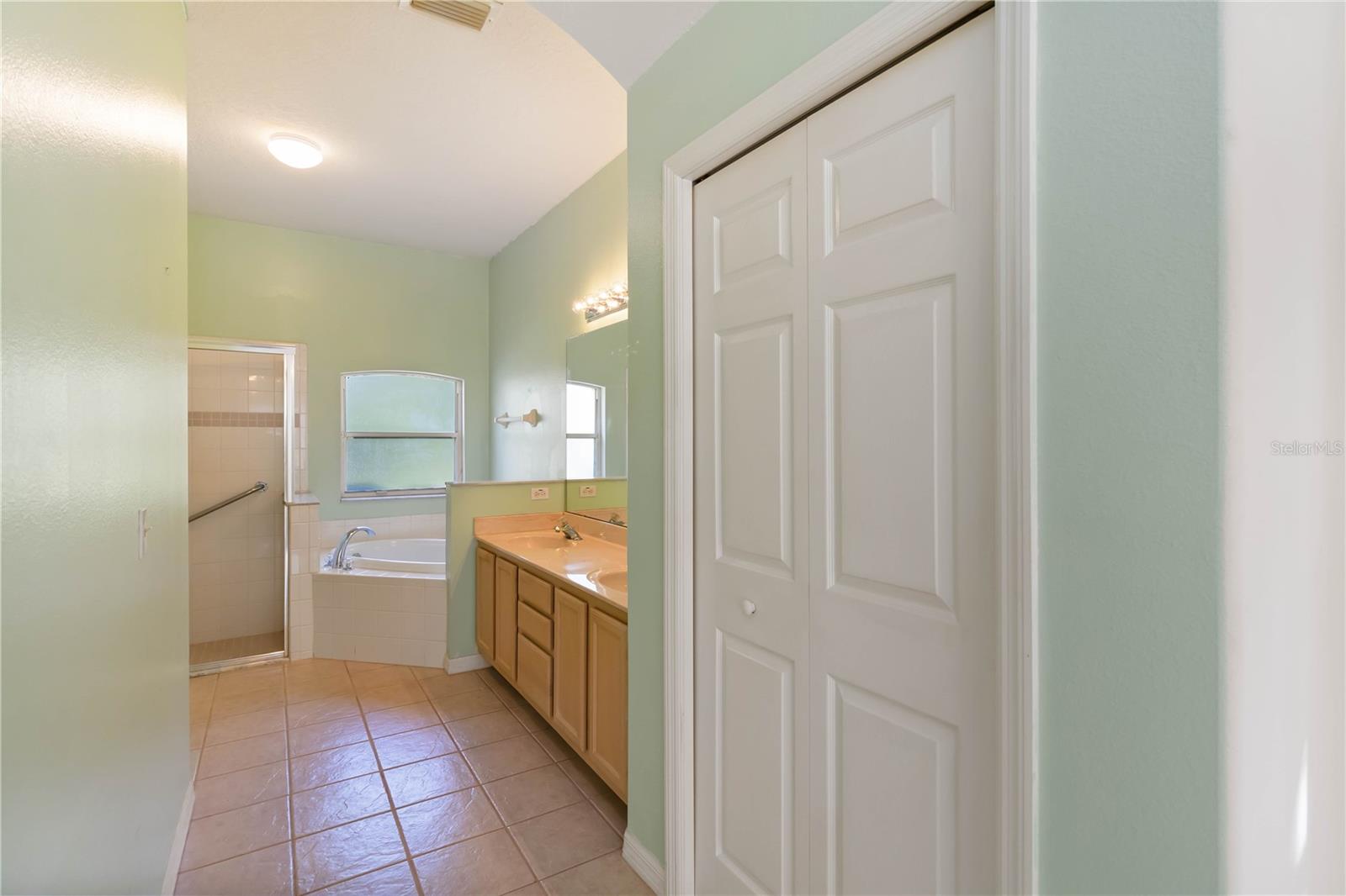 CAMELOT UNIT 4 - Residential